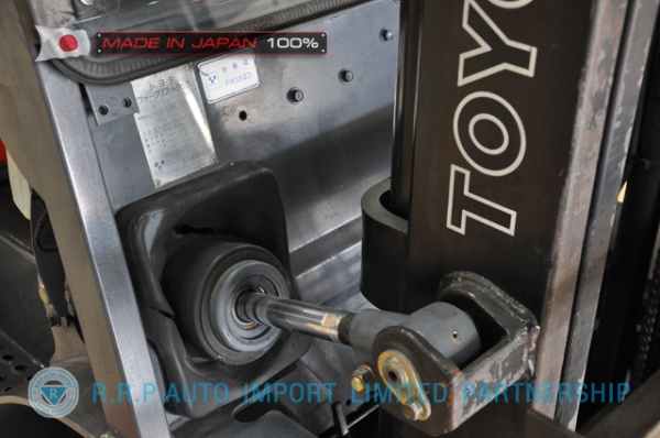 ขายรถโฟล์คลิฟท์มือสอง TOYOTA รุ่น 6FG15-30575 นำเข้าจากประเทศญี่ปุ่น 100\% ไม่เคยใช้งานในไทย