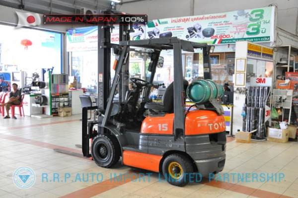 ขายรถโฟล์คลิฟท์มือสอง TOYOTA รุ่น 6FG15-30575 นำเข้าจากประเทศญี่ปุ่น 100\% ไม่เคยใช้งานในไทย