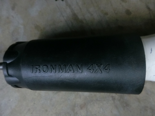 **ราคา 11,500** โช๊ค IRONMAN 4X4 Foam-Cell ถอดจากFORD RANGER T6 3.2 โทร 095 6455945 ..24ชม **ราคา 11,500** โช๊ค IRONMAN 4X4 Foam-Cell ถอดจากFORD RANGER T6 3.2 โทร 095 6455945 ..24ชม