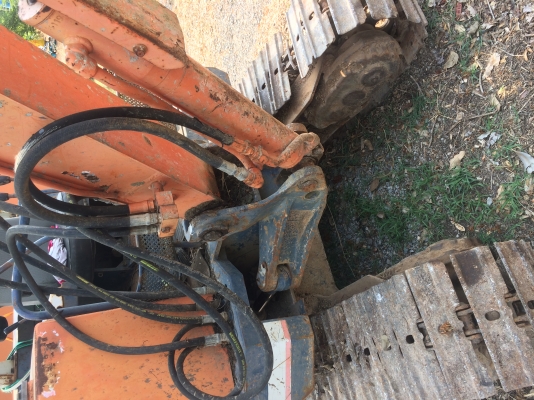 ขายรถแบคโฮEX33พร้อมหางเทลเลอสภาพพร้อมใช้ราคาต่อลองได้ ขายรถแบคโฮEX33พร้อมหางเทลเลอสภาพพร้อมใช้ราคาต่อลองได้