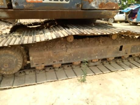 KOMATSU PC 200-3