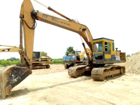 KOMATSU PC 200-3