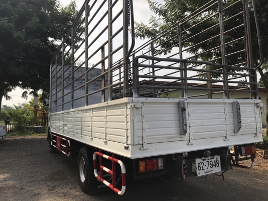 ขาย6ล้อISUZU FRR 210แรงม้ายูโร3 จดปี57กระบะคาร์โก้พร้อมคอกยาว6.50เมตรเจ้าของมือแรกป้ายแดง