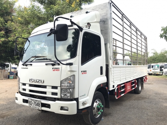 ขาย6ล้อISUZU FRR 210แรงม้ายูโร3 จดปี57กระบะคาร์โก้พร้อมคอกยาว6.50เมตรเจ้าของมือแรกป้ายแดง