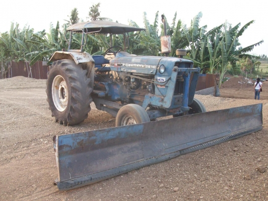 ขายฟอร์ด 5000 สภาพสวย พร็อมใช้งาน ดันหน้า CMT หลัง PT ขายฟอร์ด 5000 สภาพสวย พร็อมใช้งาน ดันหน้า CMT หลัง PT