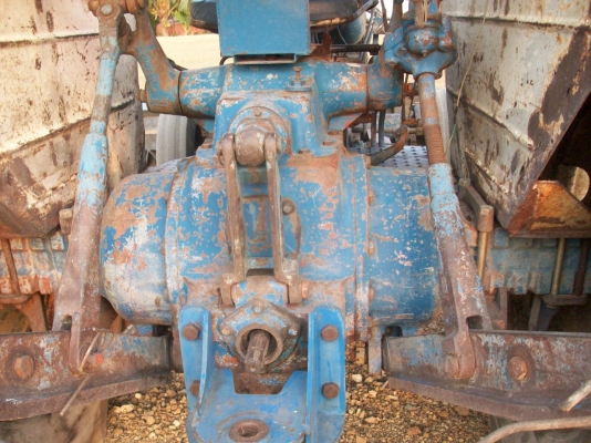 ขายฟอร์ด 5000 สภาพสวย พร็อมใช้งาน ดันหน้า CMT หลัง PT ขายฟอร์ด 5000 สภาพสวย พร็อมใช้งาน ดันหน้า CMT หลัง PT