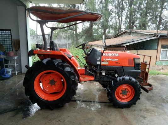 ขายด่วน!! KUBUTA L3408DI สองเพลา 34 แรง ขายด่วน!! KUBUTA L3408DI สองเพลา 34 แรง