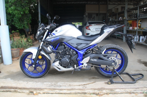 ขาย MT 03 321 CC ปี 2015 รถวิ่ง 3XXX มือเดียวออกศูนย์ รถใหม่มาก 112000