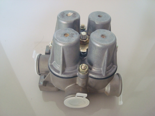 4 way protection valve รถ MAN รุ่น L80, L82, L87 4 way protection valve รถ MAN รุ่น L80, L82, L87