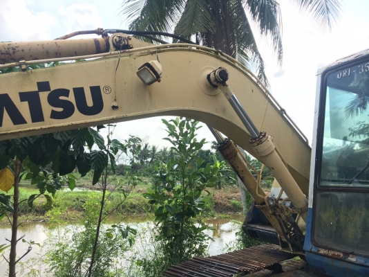 Komatsu PC120 รุ่น3 Komatsu PC120 รุ่น3