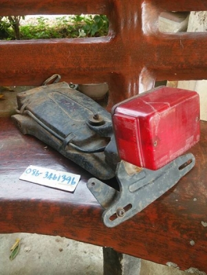 ขายท้าย และแป้นไฟท้าย xt250cc