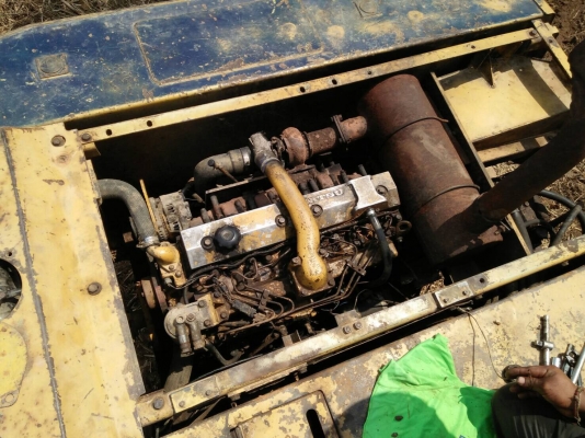 Komatsu 200-5 เครื่องเดิม ปั้มเดิม พร้อมทำงานหาเงิน ภายในสวย ไฟฟ้าครึ่งนึง