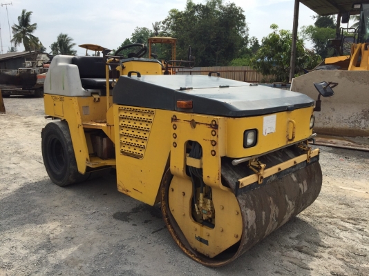 รถบด SAKAI TW500-1 รุ่นใหม่ยอดนิยม จากญี่ปุ่นแท้ๆ เครื่อง Isuzu ฝาเรียบ