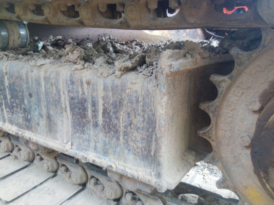 ขายรถขุดแบ็คโฮ KOMATSU PC60-5  เครื่อง ปั้มดี ช่วงล่างแน่น บอดี้สวย เอกสารอินวอย อยู่จังหวัดเลย 270,000บ. สนใจ 0835601591 หรือ 0903494058