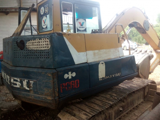ขายรถขุดแบ็คโฮ KOMATSU PC60-5  เครื่อง ปั้มดี ช่วงล่างแน่น บอดี้สวย เอกสารอินวอย อยู่จังหวัดเลย 270,000บ. สนใจ 0835601591 หรือ 0903494058