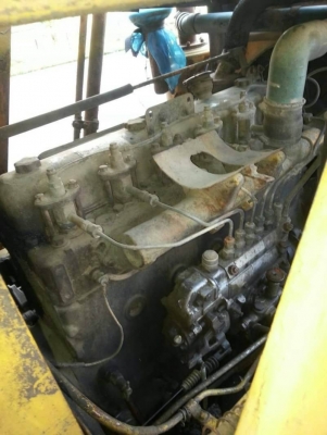 Komatsu SD20-2 ราคา 98,000 บาท เครื่องดี เกียร์แรง ใช้งานปกติ เอกสารชื้อขาย  รถอยู่ จ.ยโสธร  โทร&amp;ไอดีไลน์ 0610710295
