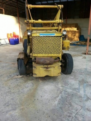 Komatsu SD20-2 ราคา 98,000 บาท เครื่องดี เกียร์แรง ใช้งานปกติ เอกสารชื้อขาย  รถอยู่ จ.ยโสธร  โทร&amp;ไอดีไลน์ 0610710295