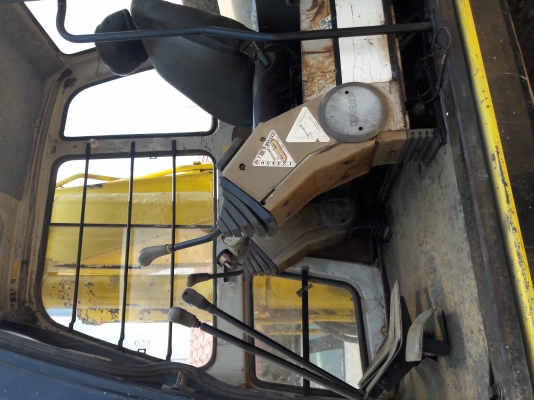 ขายค่ะ..KOBELCO SK200-1  มาร์คทรี  รถสวย  สภาพดี  ยังไม่เคยใช้งานในไทย  เอกสารอินวอยครบ  ลองระบบกันได้ทุกวัน โทร  089-3818694  ดวงนภา