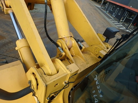 ขายรถตัก ยี่ห้อ TCM รุ่น ZW220