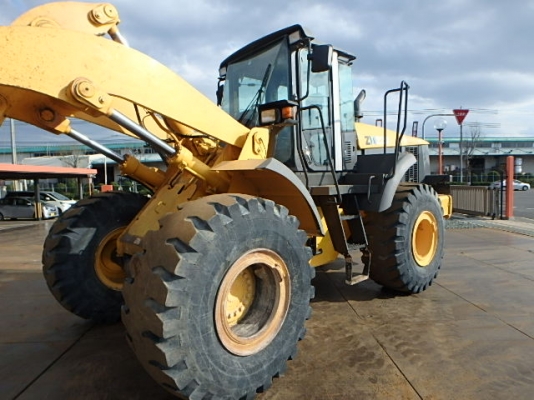 ขายรถตัก ยี่ห้อ TCM รุ่น ZW220