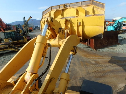 ขายรถตัก ยี่ห้อ TCM รุ่น ZW220