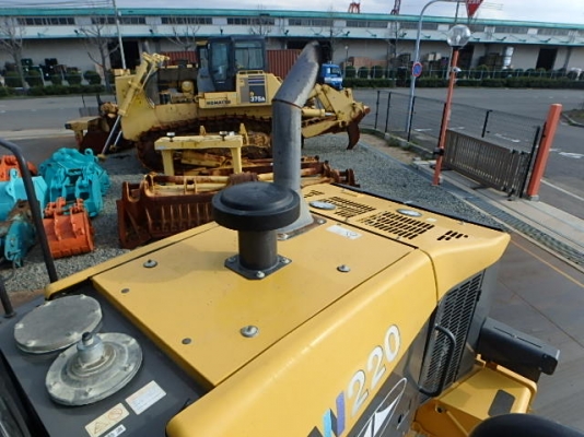 ขายรถตัก ยี่ห้อ TCM รุ่น ZW220