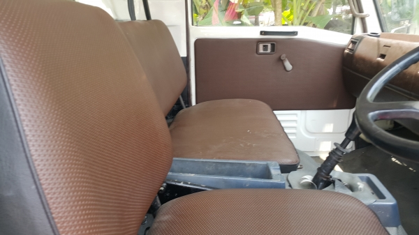 Hino km กระบะยาว5.5 เมตร