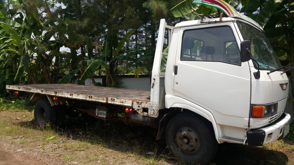 Hino km กระบะยาว5.5 เมตร Hino km กระบะยาว5.5 เมตร