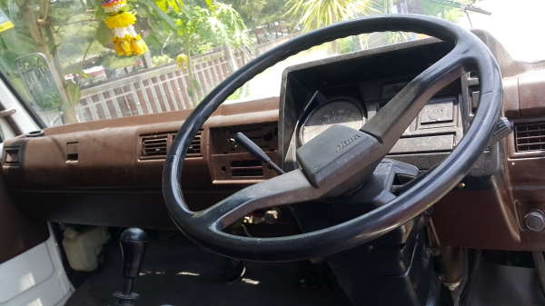 Hino km กระบะยาว5.5 เมตร