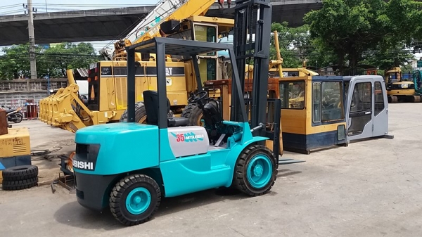 MITSUBISHI รุ่นFD 35A ขนาด 3.5 9yo MITSUBISHI รุ่นFD 35A ขนาด 3.5 9yo