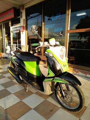 ฟีโน่ เกย์แยกส่วน ปี 2555 สีดำเขียวขาว ลายสปอร์ต รถสวยน่าใช้