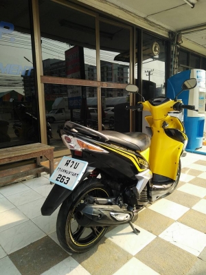 มีโอ 125 รุ่น GTX (ล้อแม็กซ์แท้) ปลายปี 2554 สีดำเหลือง รถสวยสปอร์ต หล่อๆเลย