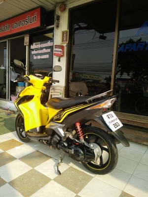 มีโอ 125 รุ่น GTX (ล้อแม็กซ์แท้) ปลายปี 2554 สีดำเหลือง รถสวยสปอร์ต หล่อๆเลย