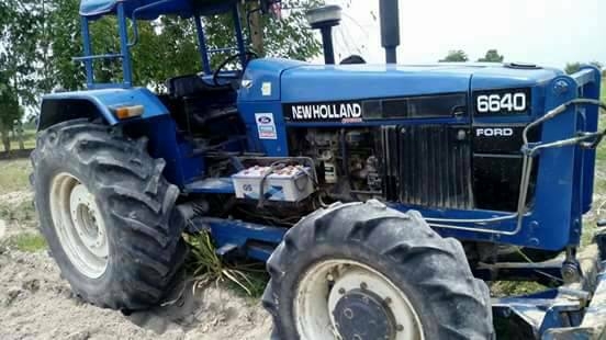 ขายรถไถ NEWHOLLAND 6640 อุปกรณ์ ดันหน้า ผาน3 ผาน7 สภาพพร้อมใช้งาน ราคา690,000 สนใจโทร 090-8588220คุณนะ 093-3258446คุณบิว เว็บไซต์ส่วนตัว www.narong2truck.com www.truck.in.th/498 ID: narong498 ID: 09332584461 เพจ Facebook ณรงค์ ซื้อขายรถมือสอง กลุ่ม Facebo