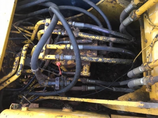 เก่าญี่ปุ่น 2 ปี 965,000 บาท KOBELCO SK200 MARK 3 เครื่อง 6D31-Turbo ปั้ม K3V โช่หนา เอวแน่น ไฟฟ้าครบ เอกสารเล่มทะเบียน รถอยู่ จ. ร้อยเอ็ด โทร&ไอดีไลน์ 0610710295 เก่าญี่ปุ่น 2 ปี 965,000 บาท KOBELCO SK200 MARK 3 เครื่อง 6D31-Turbo ปั้ม K3V โช่หนา เอวแน่น ไฟฟ้าครบ เอกสารเล่มทะเบียน รถอยู่ จ. ร้อยเอ็ด โทร&ไอดีไลน์ 0610710295