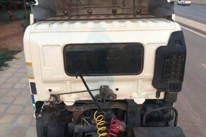 ขาย 1,230,000 บาท HINO MEGA 260 ปี 48 พร้อม หาง 3 เพลา PANUS ยาว 12 เมตร ปี 49 เครื่องดี คัสชีสวย ยา ขาย 1,230,000 บาท HINO MEGA 260 ปี 48 พร้อม หาง 3 เพลา PANUS ยาว 12 เมตร ปี 49 เครื่องดี คัสชีสวย ยา