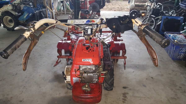 รถยกร่อง คลุมพสาติก อุปกรณ์ครบ สอบถามได้ต่อรองได้ขายได้ขาย