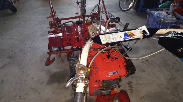 รถยกร่อง คลุมพสาติก อุปกรณ์ครบ สอบถามได้ต่อรองได้ขายได้ขาย