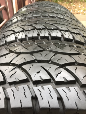 ยาง All Deestone 30 9.5 R15 ปี15 ดอกเต็ม ไม่มีปะ เนื้อนิ่มๆ ใช้ยาว ราคาไม่แพง ยาง All Deestone 30 9.5 R15 ปี15 ดอกเต็ม ไม่มีปะ เนื้อนิ่มๆ ใช้ยาว ราคาไม่แพง