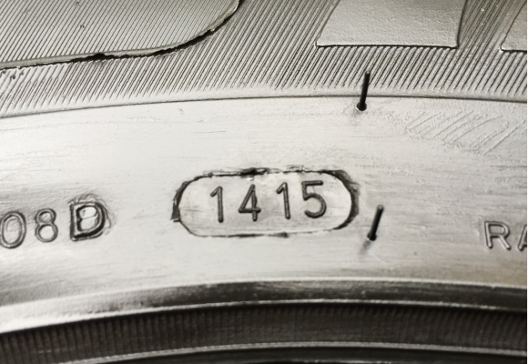 ยาง All Deestone 30 9.5 R15 ปี15 ดอกเต็ม ไม่มีปะ เนื้อนิ่มๆ ใช้ยาว ราคาไม่แพง ยาง All Deestone 30 9.5 R15 ปี15 ดอกเต็ม ไม่มีปะ เนื้อนิ่มๆ ใช้ยาว ราคาไม่แพง