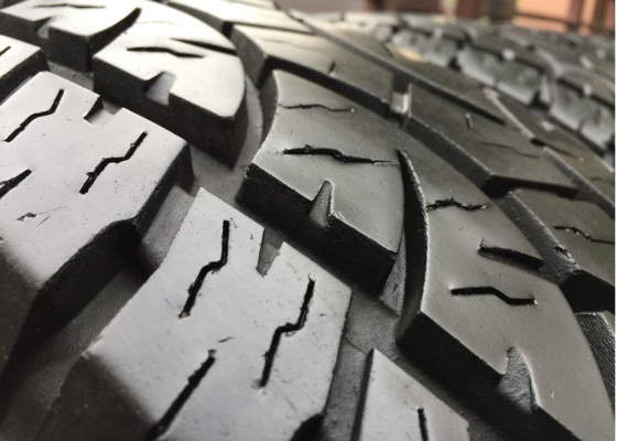 ยาง All Deestone 30 9.5 R15 ปี15 ดอกเต็ม ไม่มีปะ เนื้อนิ่มๆ ใช้ยาว ราคาไม่แพง ยาง All Deestone 30 9.5 R15 ปี15 ดอกเต็ม ไม่มีปะ เนื้อนิ่มๆ ใช้ยาว ราคาไม่แพง