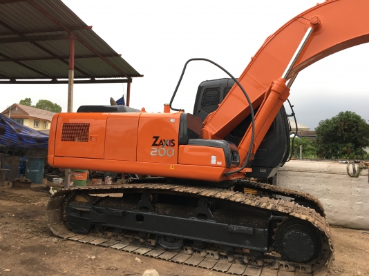 ขายด่วน HITACHI ZX200-1 ทำใหม่หมดทั้งคันครับไม่มีรั้วชึม