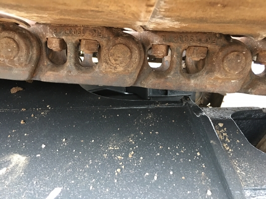 ขายด่วน HITACHI ZX200-1 ทำใหม่หมดทั้งคันครับไม่มีรั้วชึม