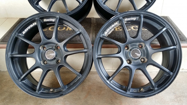 แม็กขอบ15 ADVAN Racing 4รู100 กว้าง7 ET38 แม็กขอบ15 ADVAN Racing 4รู100 กว้าง7 ET38