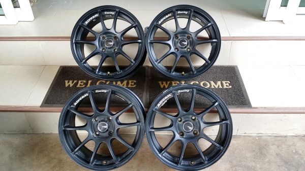 แม็กขอบ15 ADVAN Racing 4รู100 กว้าง7 ET38