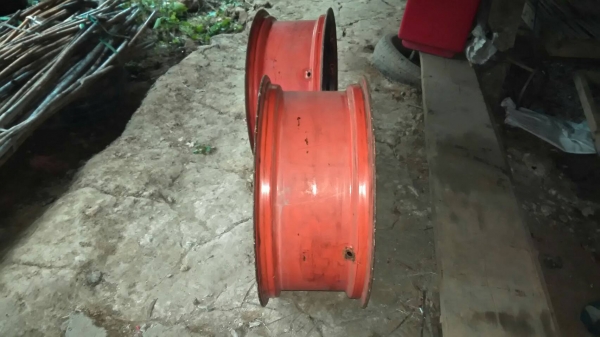 กะทะล้อใล่รถคูโบต้าL45L47ใด้คับ