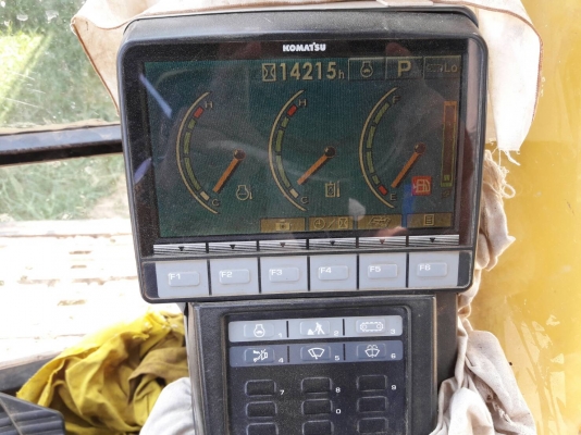 KOMATSU PC200-8 เครื่องดี โซ่หนา พร้อมใช้ เอกสารเล่มทะเบียน