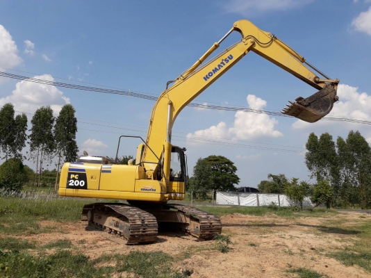 KOMATSU PC200-8 เครื่องดี โซ่หนา พร้อมใช้ เอกสารเล่มทะเบียน