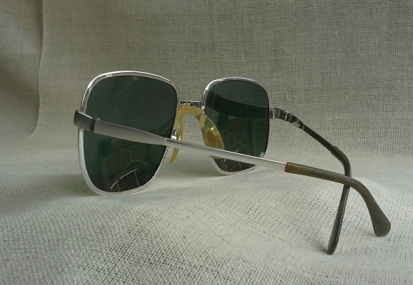 แว่นตาทองขาว (หายาก) ยุค &#039;60s  &#039;เทพเจ้าของชาวเยอรมัน&#039;  ราคานักศึกษา!  Vintage RODENSTOCK &#039;Lord&#039; handmade in Germany  10 K