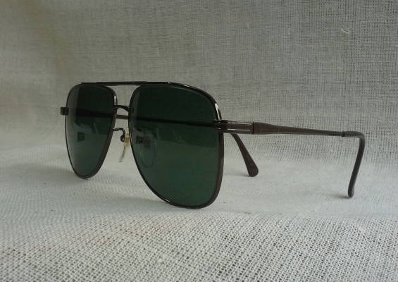 แว่นตาเจแปนิชวินเทจ ยุค &#039;90s  &#039;ไททาเนียมบริสุทธิ์&#039;  Vintage BR OPTICAL handnade in Japan